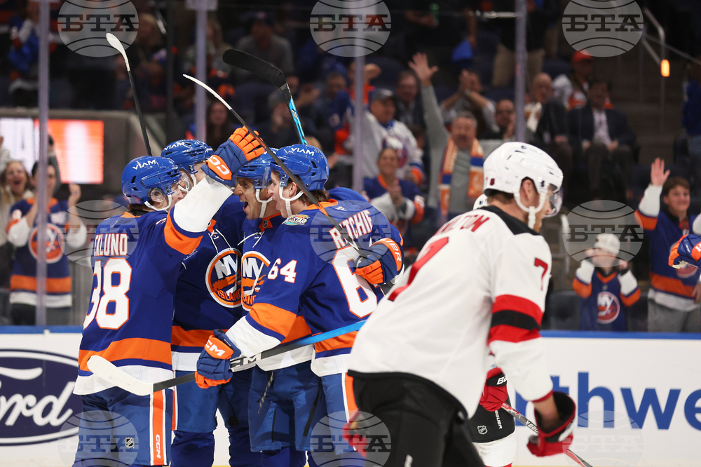 Devils Islanders Hockey