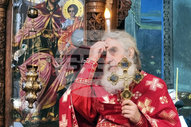 Ямбол - катедрален храм „Св. Николай Чудотворец“ - неделна литургия