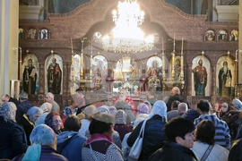 Ямбол - катедрален храм „Св. Николай Чудотворец“ - неделна литургия