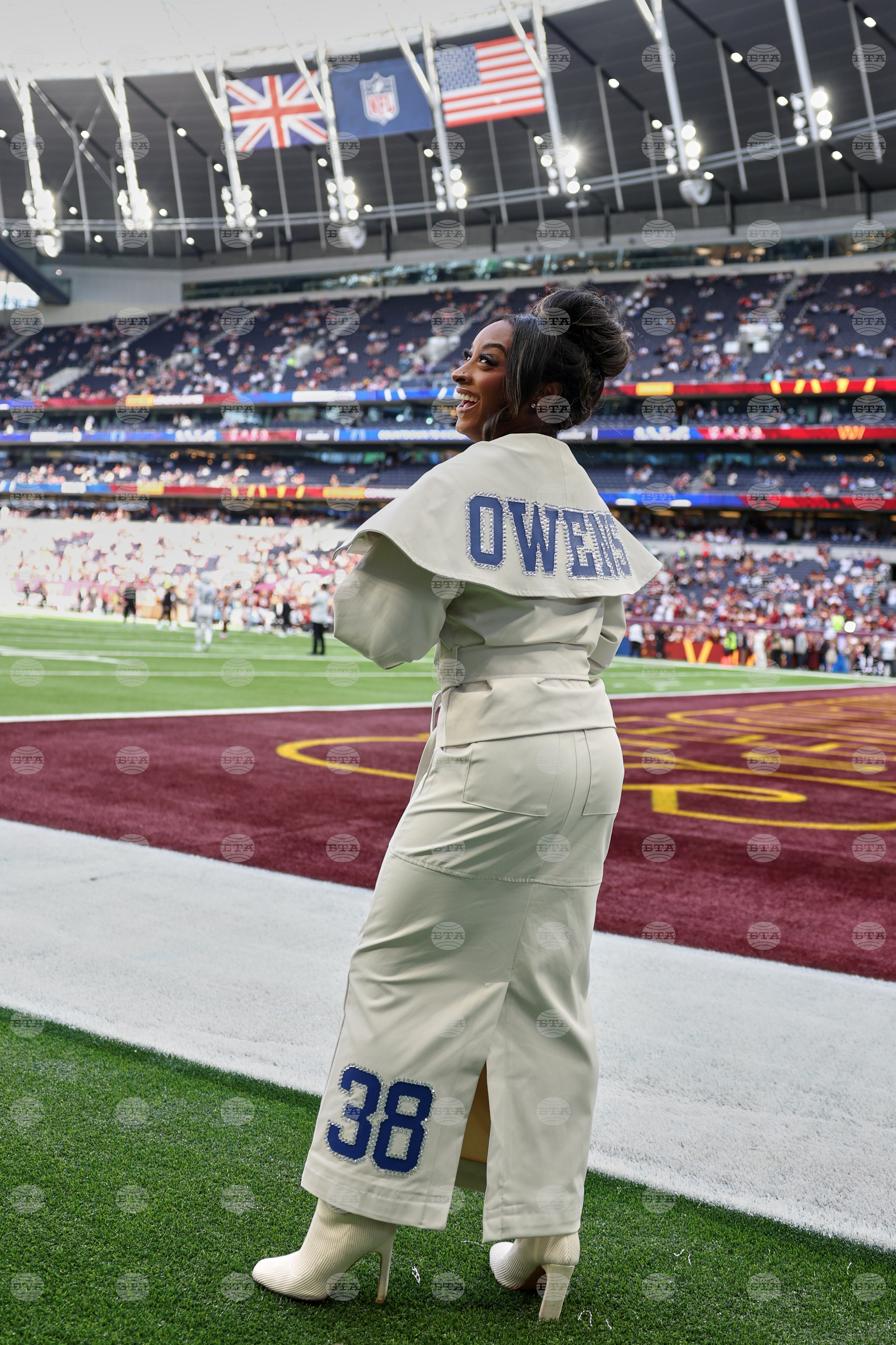 Colts Commanders Football