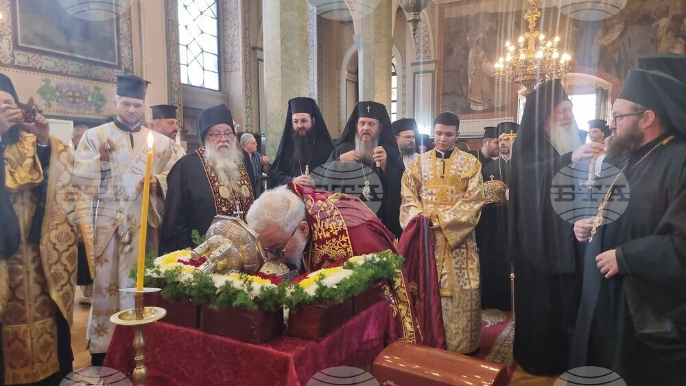 В Стара Загора беше посрещната честната глава на св. Климент Охридски