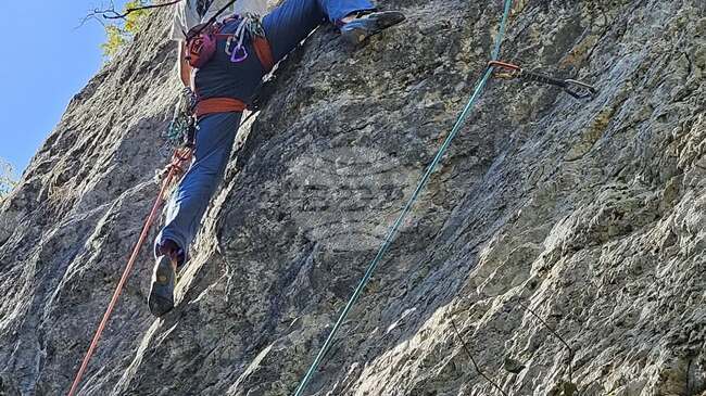 Петра Барова и Матей Мицев са новите държавни шампиони по скално катерене