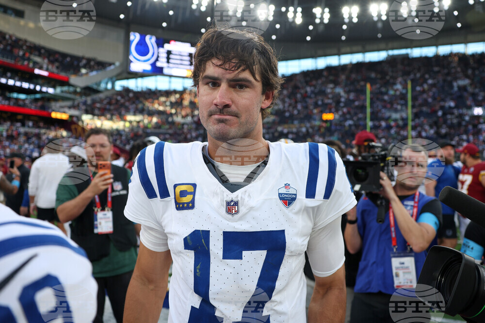 Colts Commanders Football