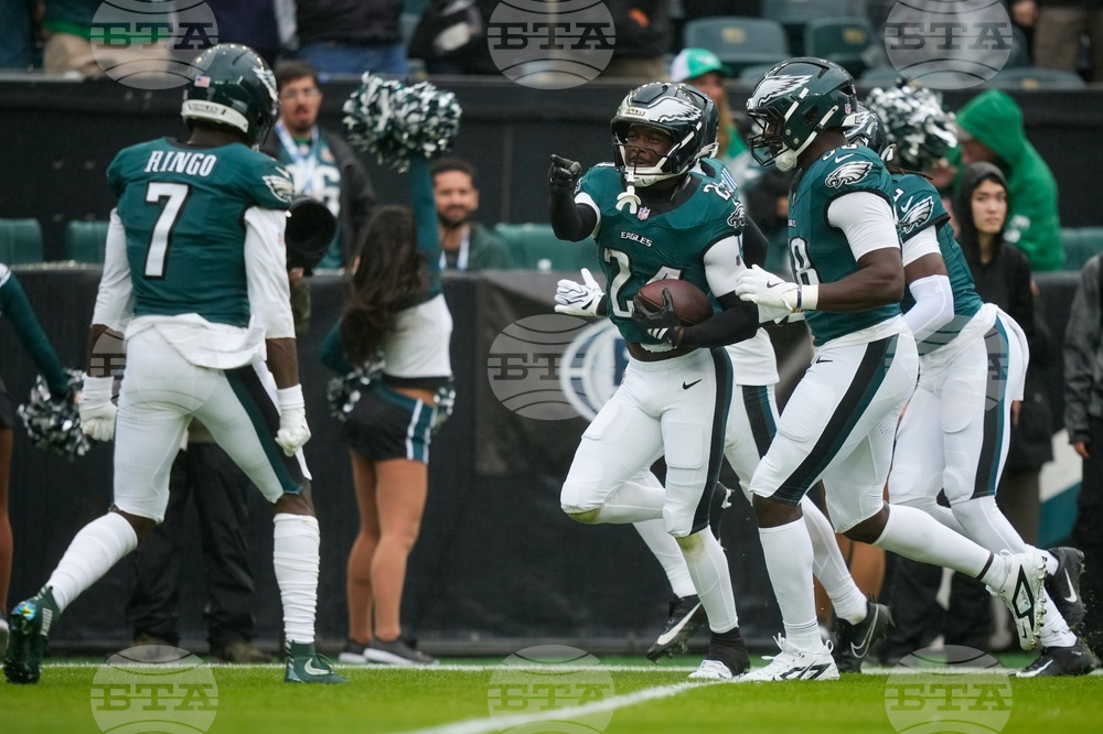 Rams Eagles Football