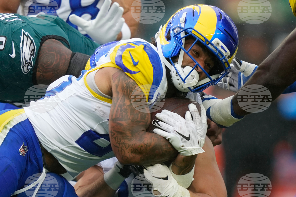 Rams Eagles Football