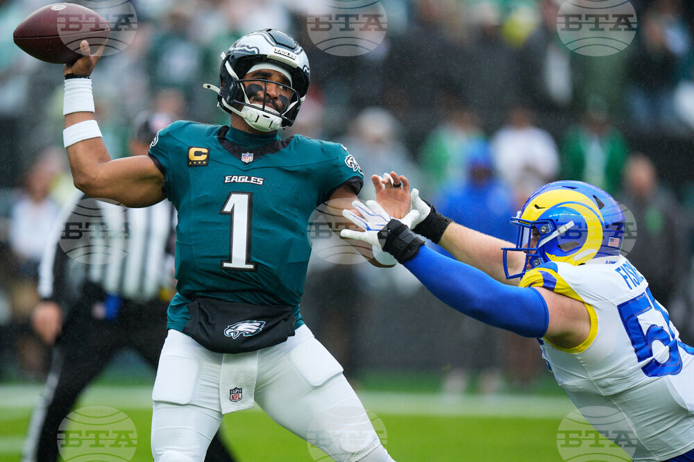Rams Eagles Football
