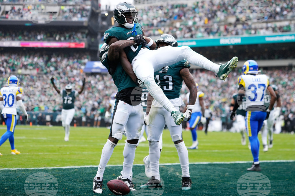 Rams Eagles Football