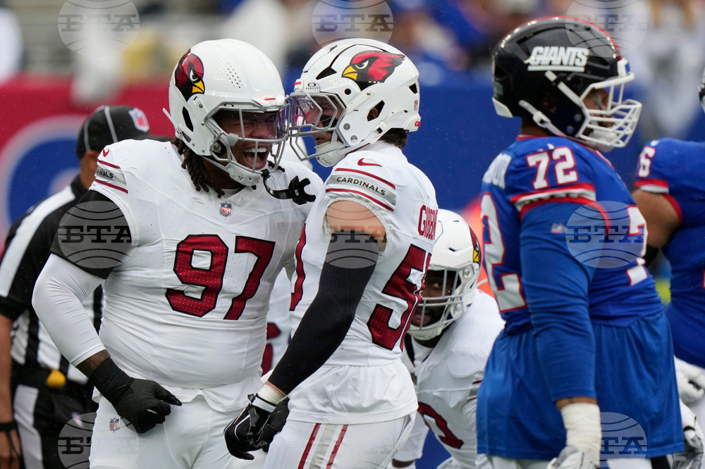 Cardinals Giants Football