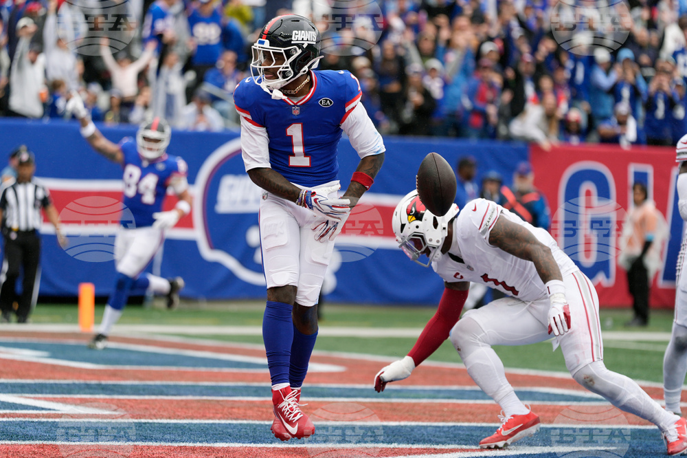 Cardinals Giants Football