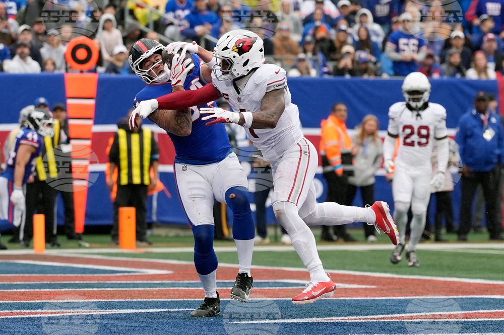Cardinals Giants Football