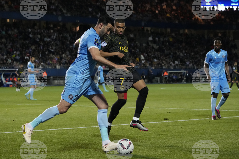 Бившият футболист Адил Рами ще играе в театъра от месец януари