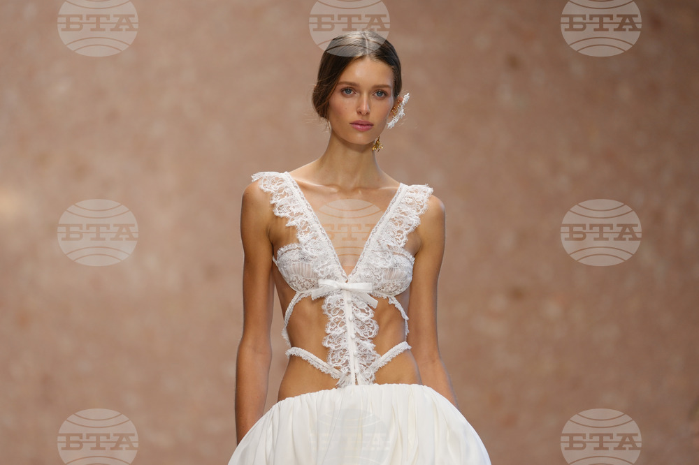 Paris Fashion Chloe Womens S/S 27