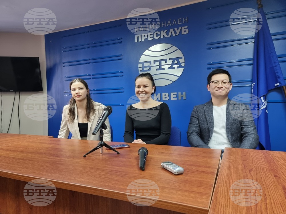 Цигуларката Лора Маркова и флейтистът Аарон Леунг са солисти в концерта "Амадеус в ре“ на Сливенския симфоничен оркестър