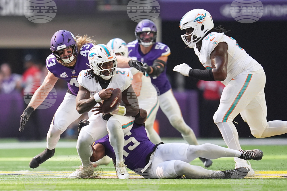 APTOPIX Dolphins Vikings Football