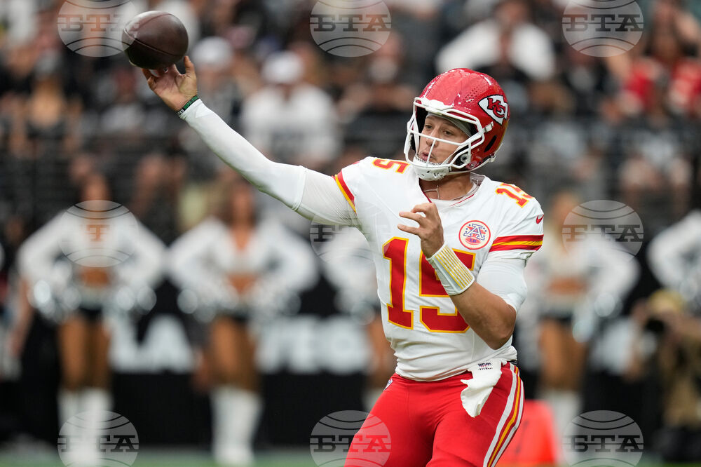 Chiefs Raiders Football