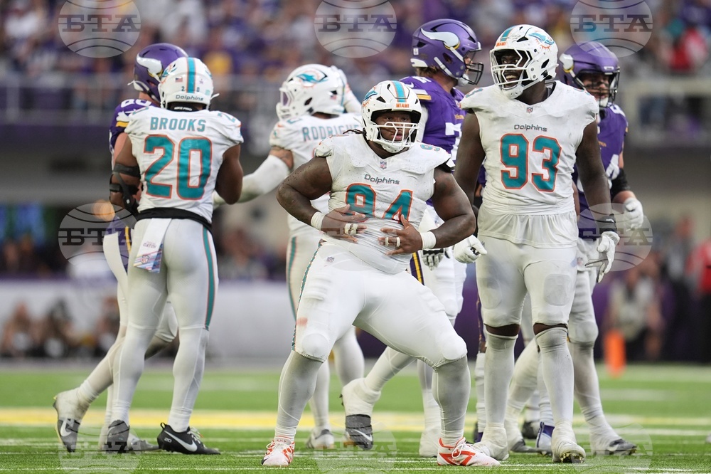 Dolphins Vikings Football