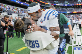 APTOPIX Colts Commanders Football
