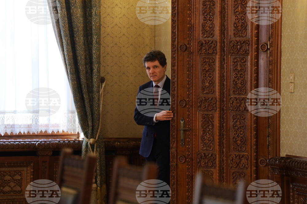 Румъния - Букурещ - президент - Алианс за обединение на румънците - консултации