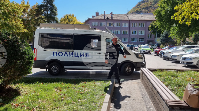 От УМБАЛ „Св. Георги“ в Пловдив заявиха, че нямат информация относно предмета и обхвата на извършваните проверки в лечебното заведение