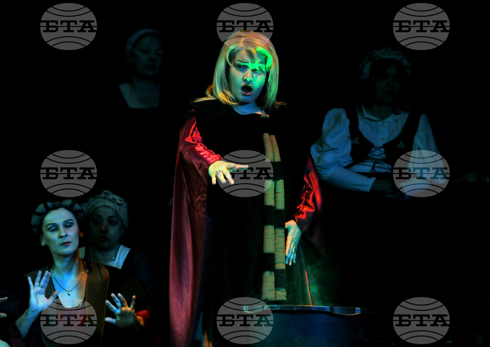 Бургас - опера - Бал с маски