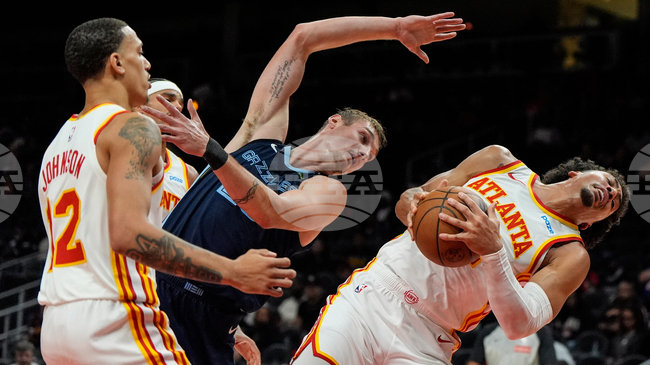 APTOPIX Grizzlies Hawks Basketball