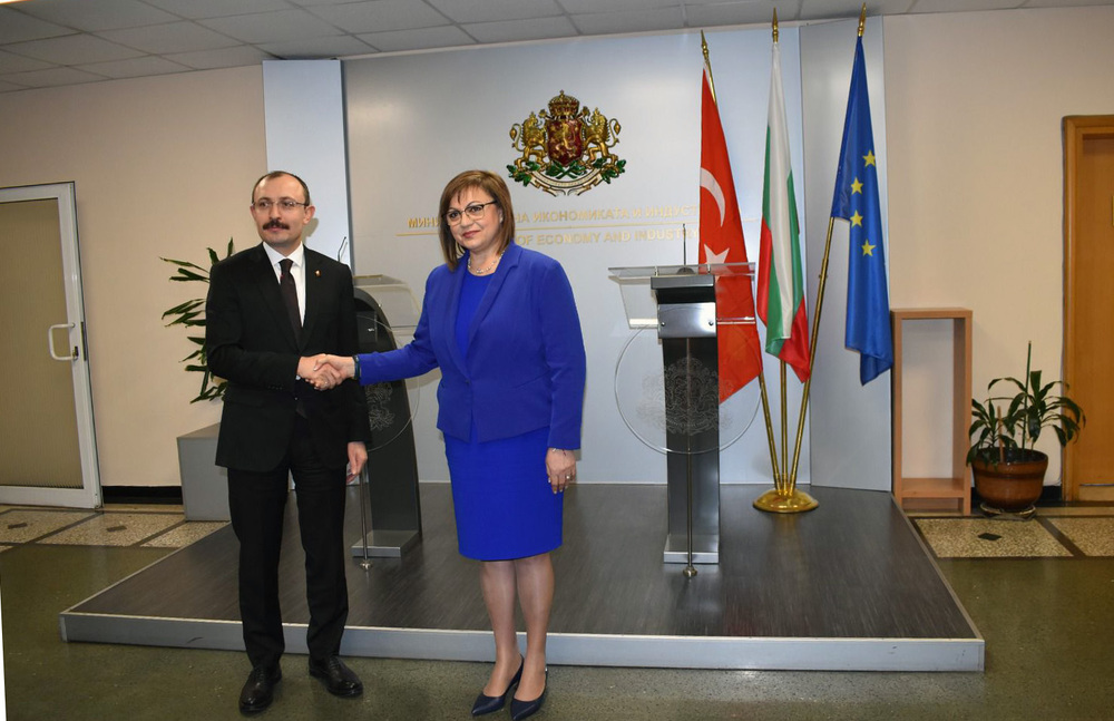 Корнелия Нинова - Мехмет Муш - среща