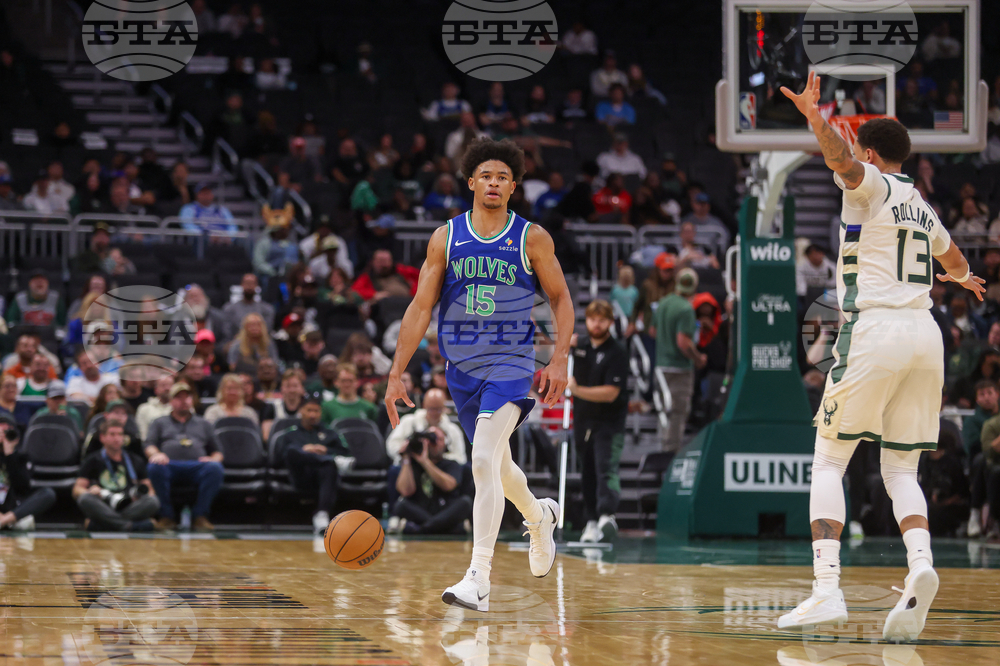 Timberwolves Bucks Basketball