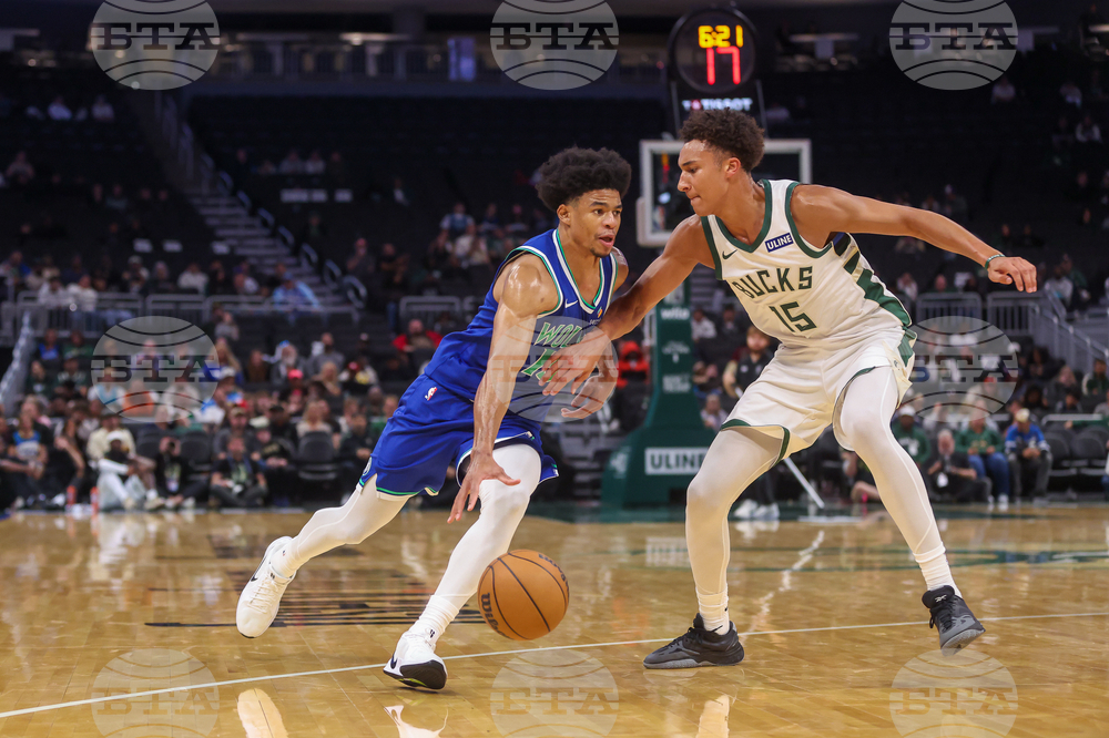 Timberwolves Bucks Basketball