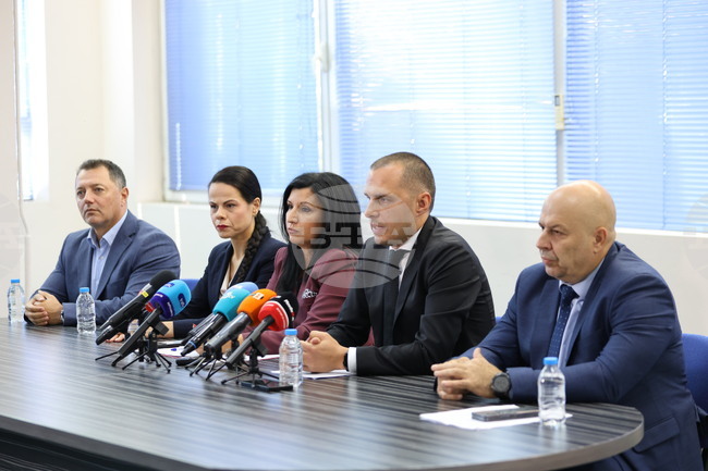 Пловдив - брифинг - източване на средства от Националната здравноосигурителна каса