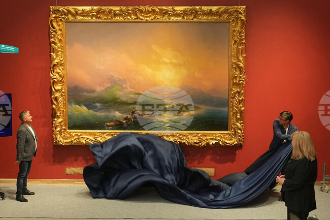 APTOPIX Russia Fine Art