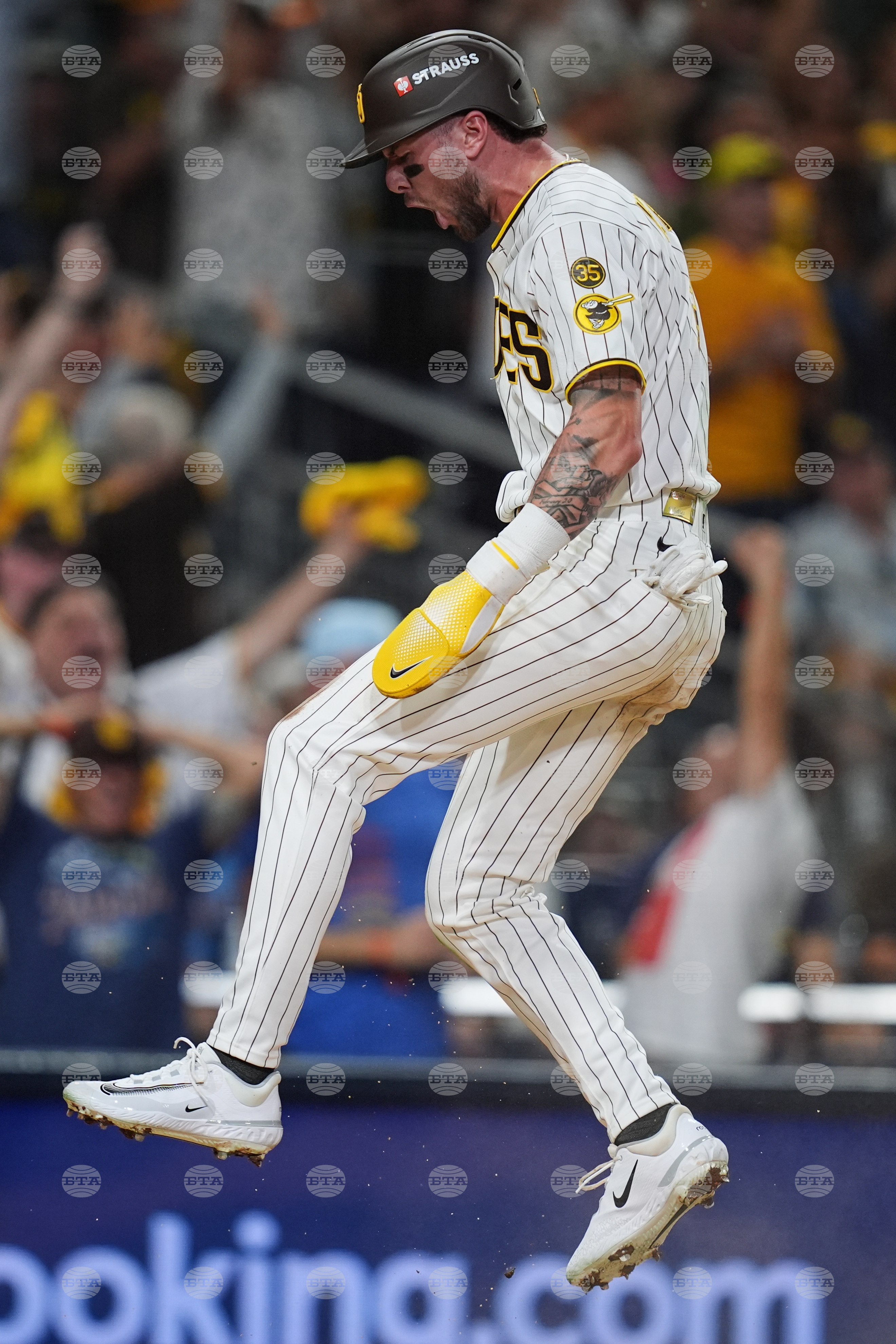 NLDS Brewers Padres Baseball