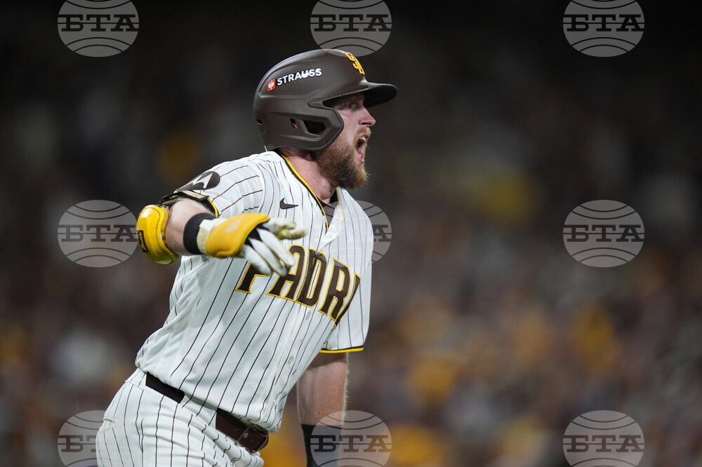 NLDS Brewers Padres Baseball