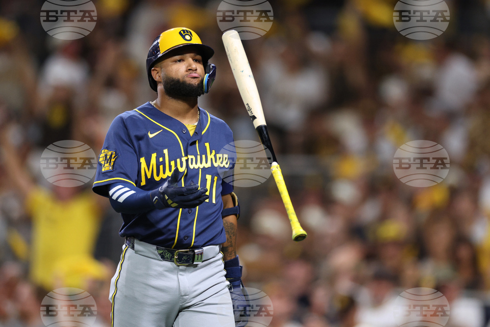 NLDS Brewers Padres Baseball