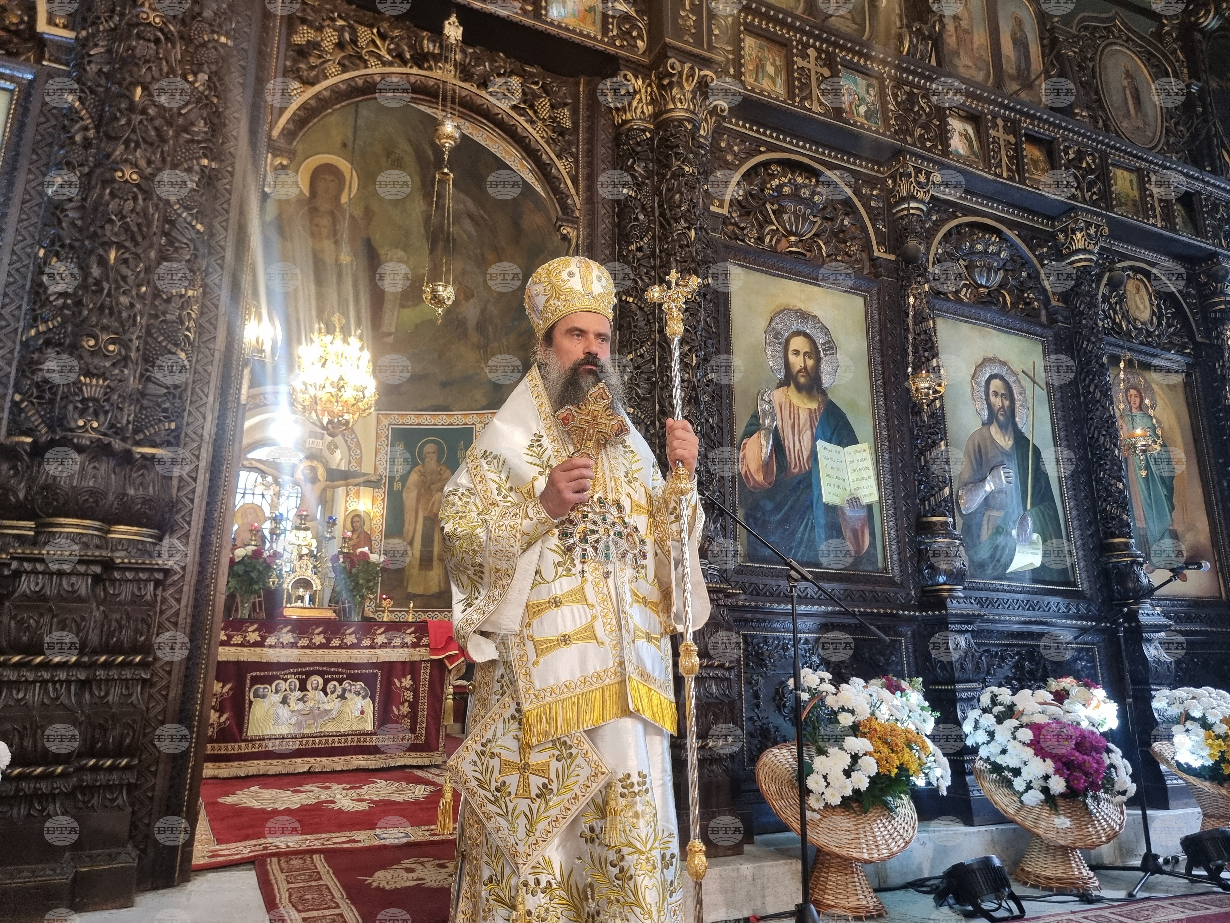 Стара Загора показа, че е град на паметта и на почитта към своите духовни водачи, каза патриарх Даниил