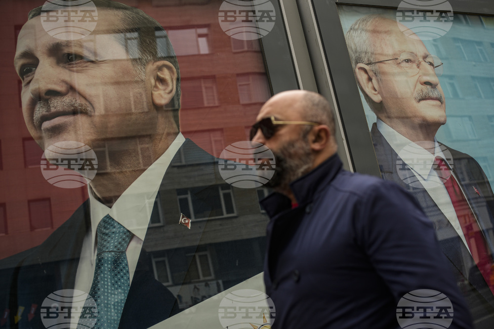 Основните опоненти за президентския пост в Турция призоваха избирателите си да не се отделят от урните, за да опазят бюлетините