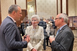 САЩ - Лос Анджелис - Филм „49,172“ - представяне - изложба