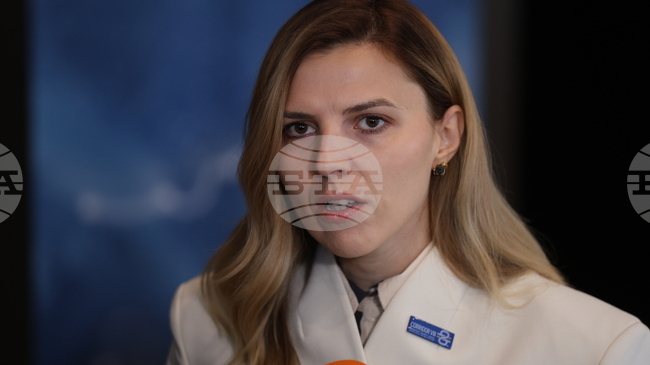 Foreign Minister Petrova to Raise Issue of Iva Mihaylova at Meeting with Counterpart of North Macedonia