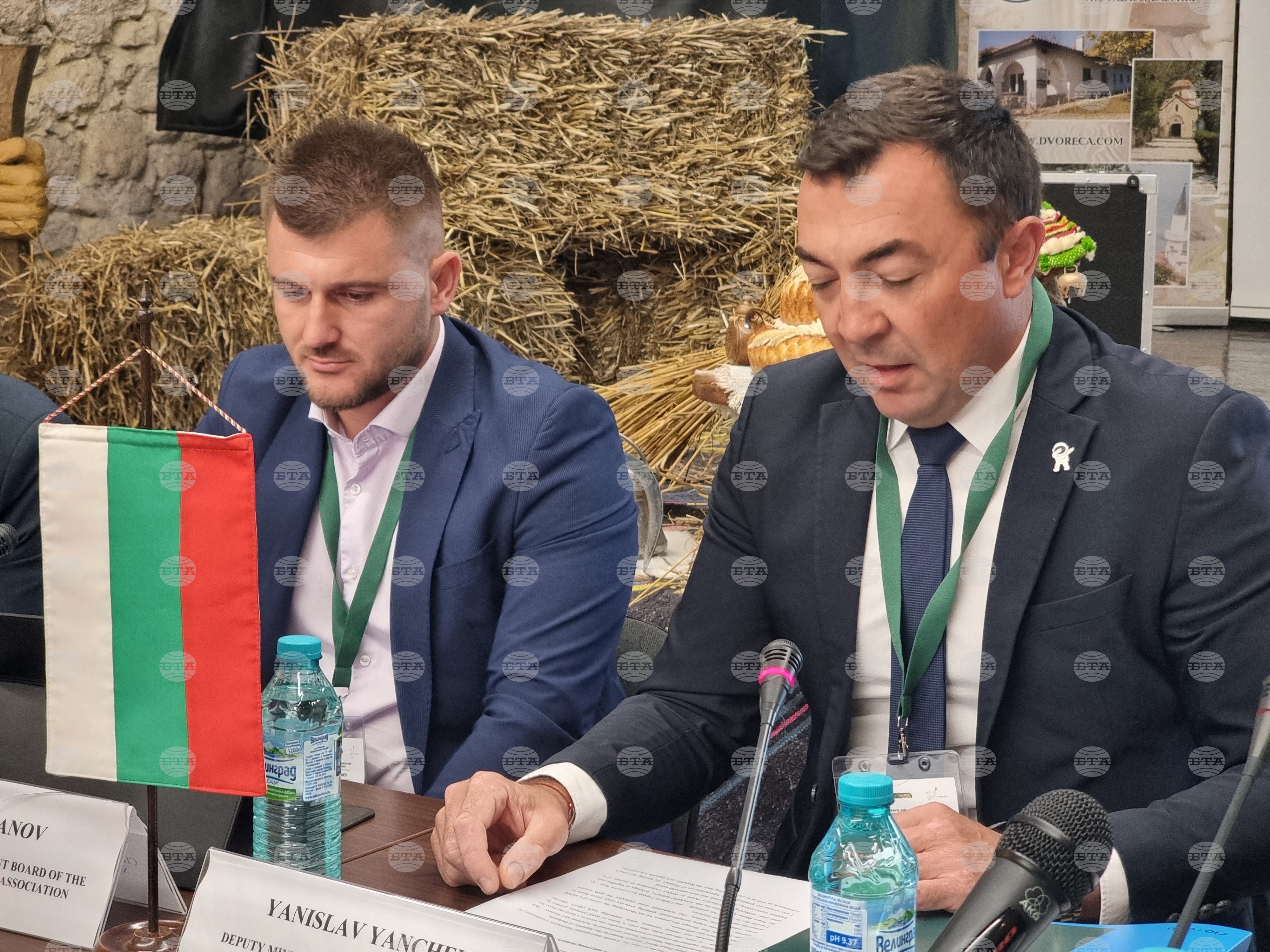 Устойчивостта на земеделието в условията на кризи изисква дългосрочно планиране и сътрудничество, каза зам.-министър Янислав Янчев