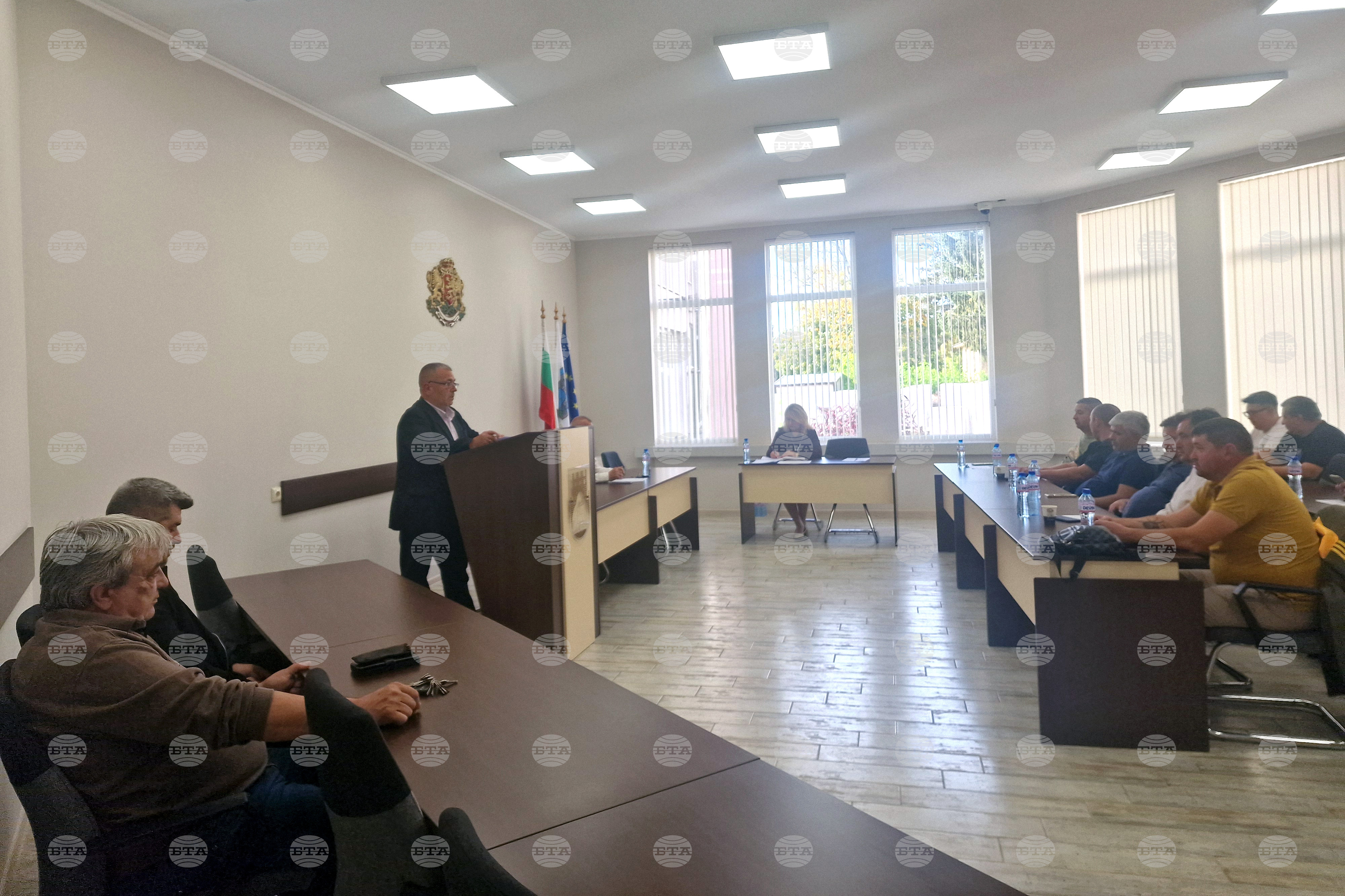 Община Завет увеличи щата за училищния транспорт, за да осигури превоза на учениците