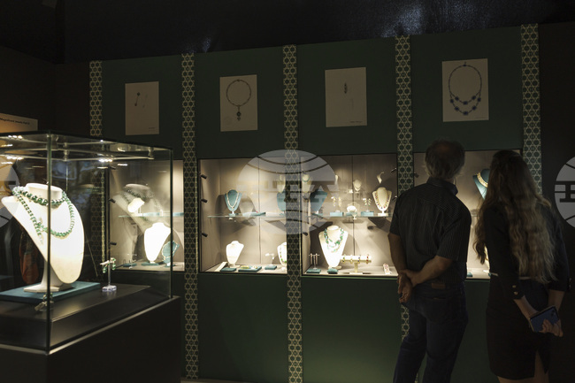 Акциите на "Пандора" се сринаха заради спад на продажбите в Европа