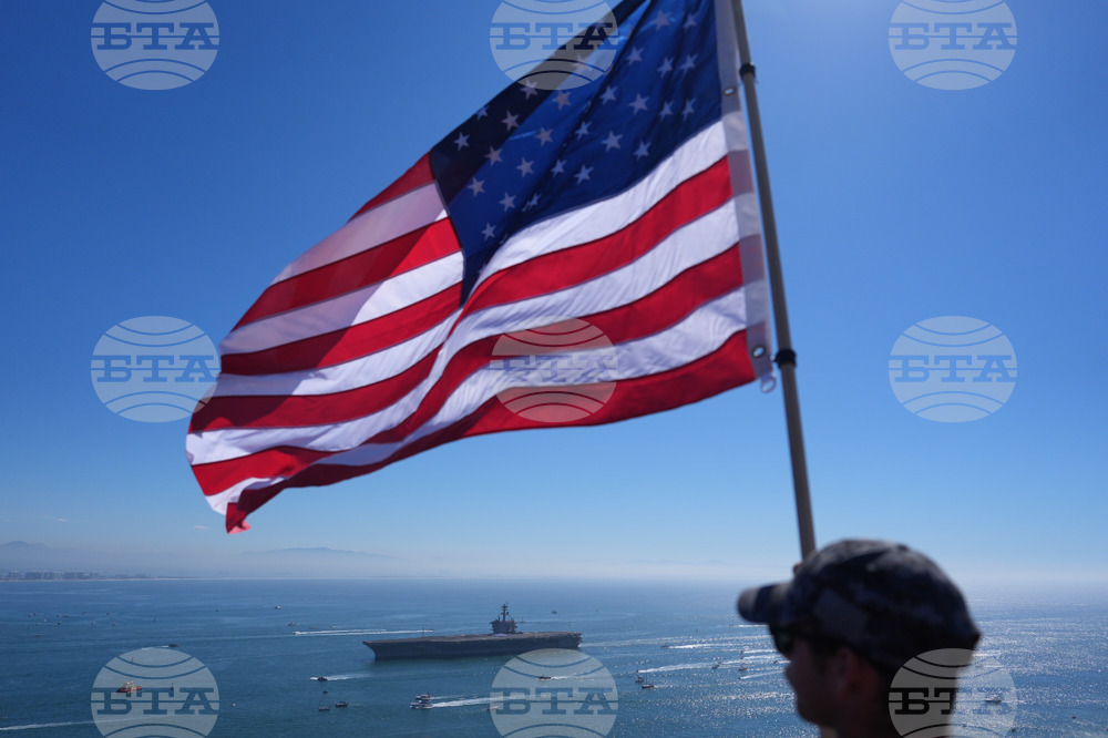 APTOPIX USS Lincoln Returns Home