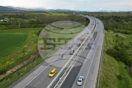 Село Яна - автомагистрала - трафик 