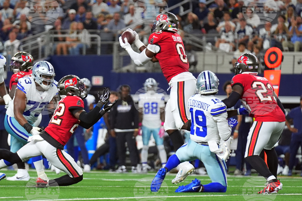 Buccaneers Cowboys Football
