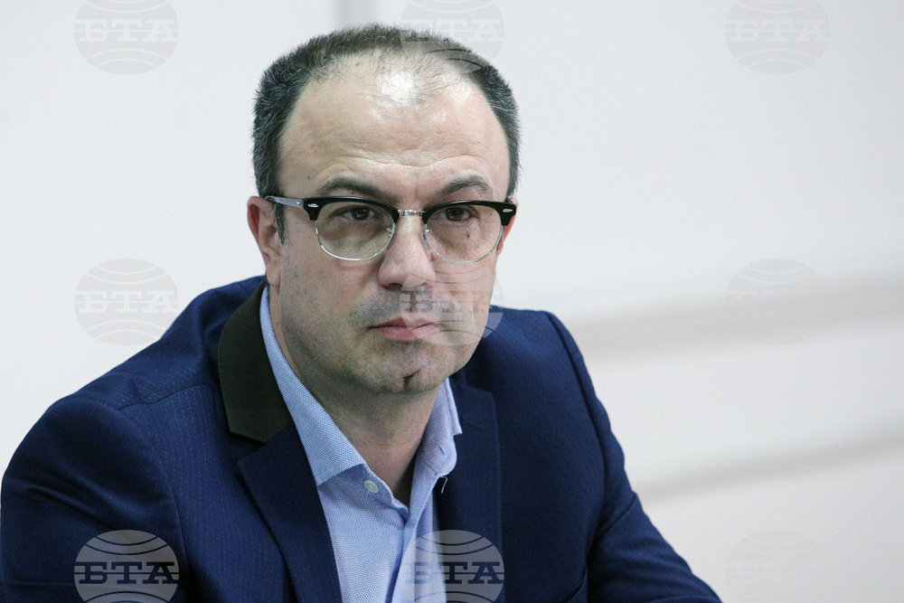СБАЛ по детски болести „Проф. Иван Митев“ - Петър Грибнев