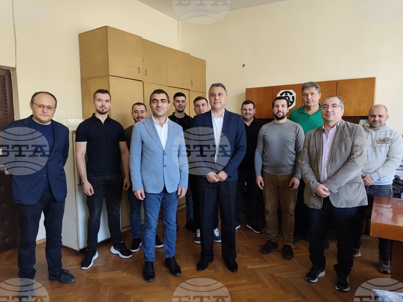 Завърши първият випуск на съвместната магистърска програма на Свищовската академия и Техническия университет във Варна