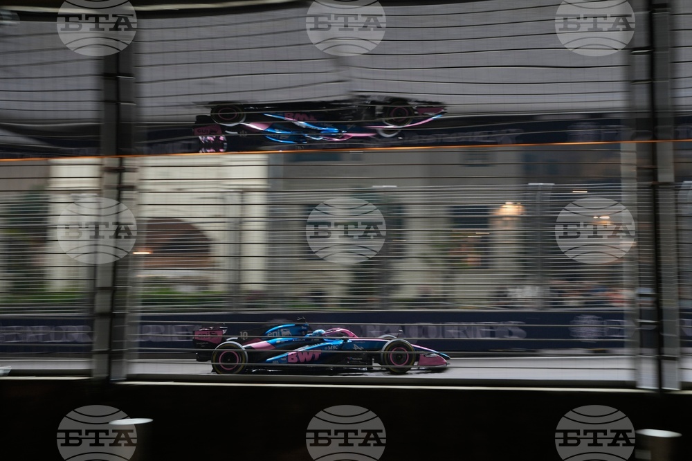 Singapore F1 GP Auto Racing