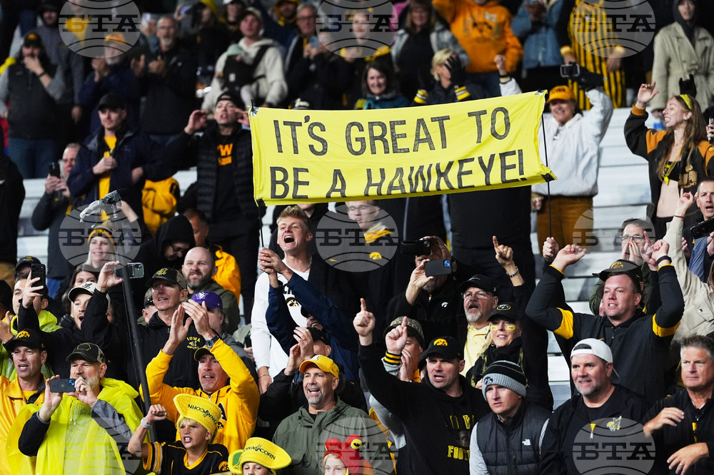 Iowa Washington Football