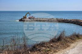 Варна - курорт „Св. Св. Константин и Елена“ - нова буна