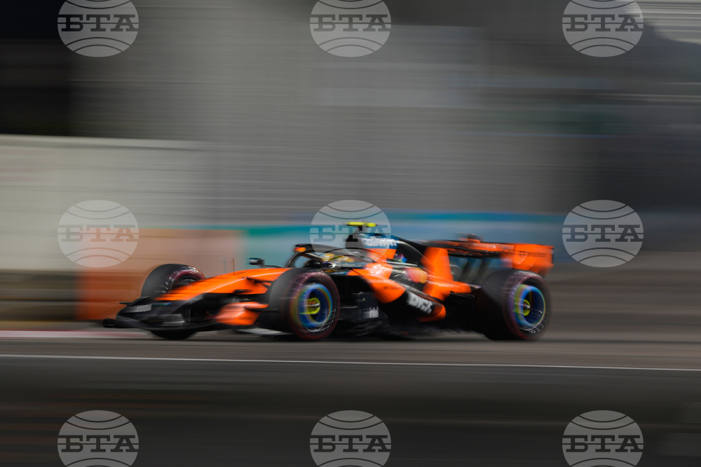 Singapore F1 GP Auto Racing