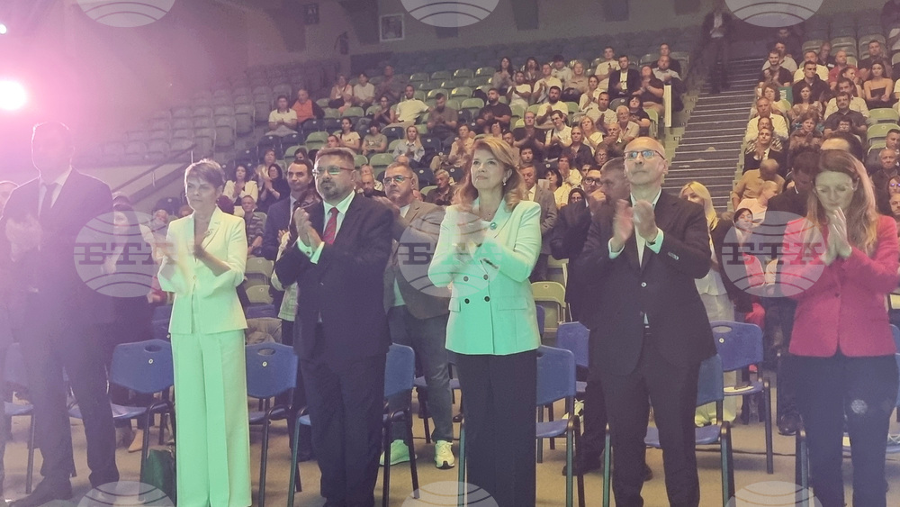 Presidential Candidate Iotova: Solving Bulgaria's Major Problems Starts with Restoring Statehood